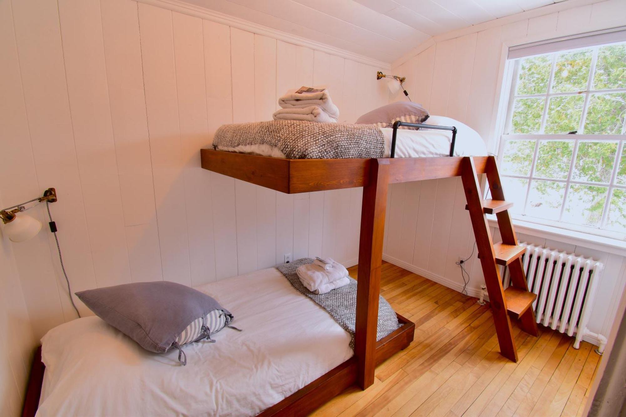 Le Partage Lodge: Destination Plein Air Et Sociale Val-Morin Exterior photo